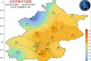 状态不稳！克莱半场5中2拿到5分4助攻&次节挂零